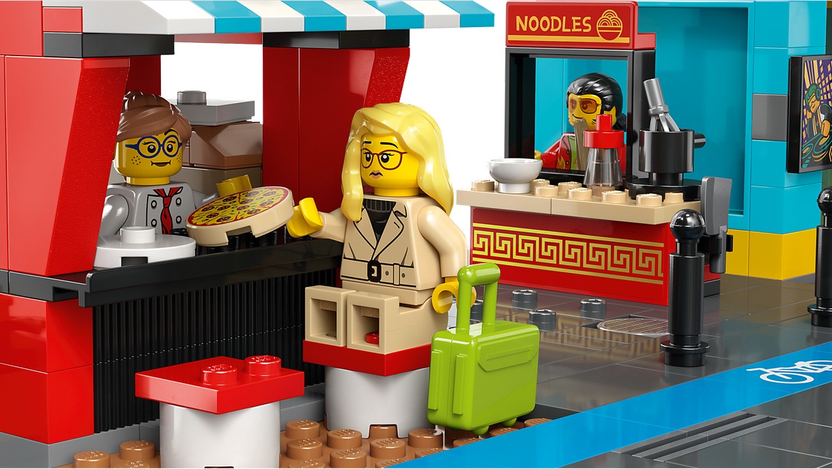 Конструктор City Центр города совместим с LEGO 60380
