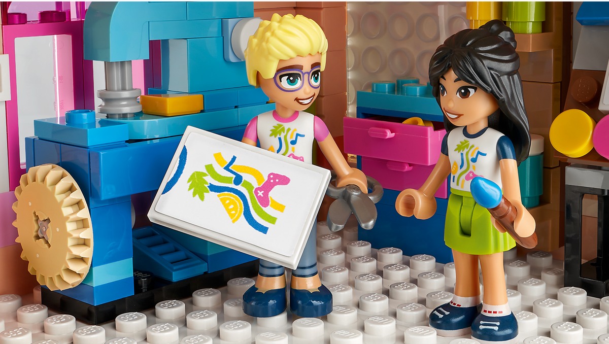 Общественный центр Хартлейк-Сити Friends Конструктор совместим с LEGO 41748