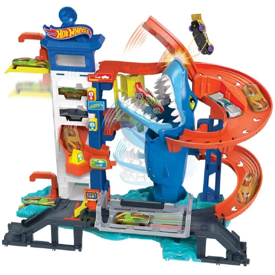 Побег от акулы Автотрек Hot Wheels HDP06