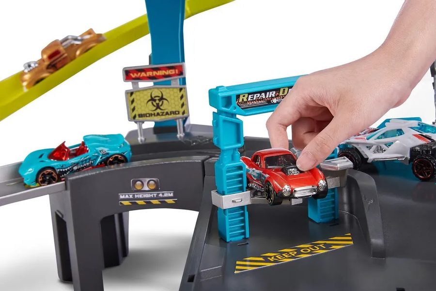 Трек Metal Machines Удар паука Spider Strike 6725