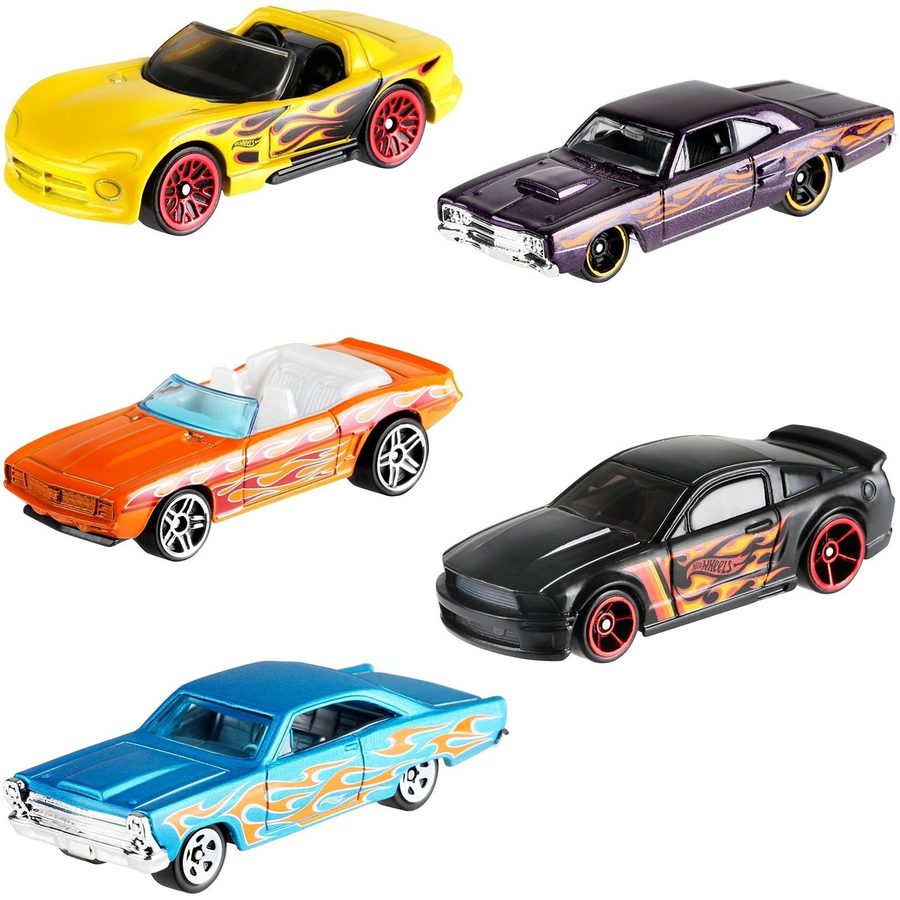Набор машинок Hot Wheels из 5 машинок 1:64