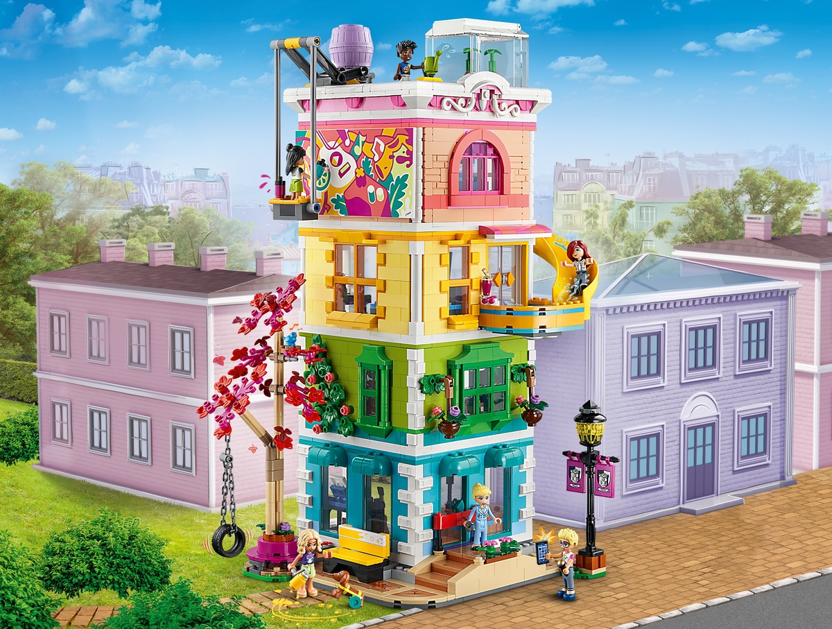Общественный центр Хартлейк-Сити Friends Конструктор совместим с LEGO 41748