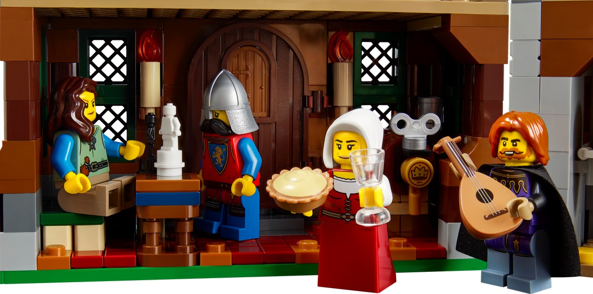 Конструктор Средневековая городская площадь совместим с LEGO 10332