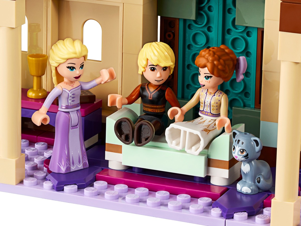 Деревня в Эренделле Disney Frozen Конструктор совместим с LEGO 41167