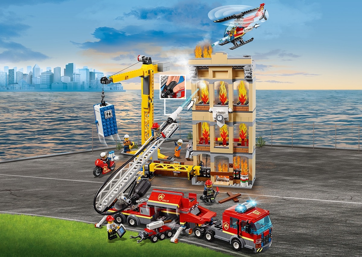 Центральная пожарная станция City Конструктор совместим с LEGO 60216