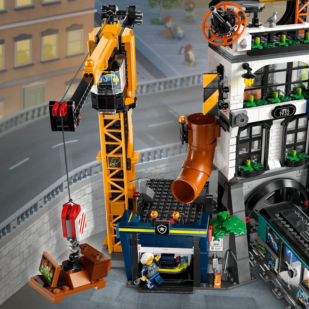 Конструктор City Городская башня совместим с LEGO 60473